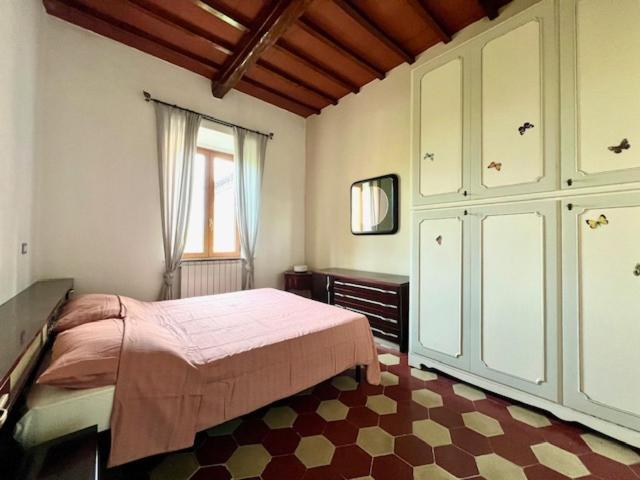 Siena Apartment 2 Parcheggio Privato E Giardino Ngoại thất bức ảnh
